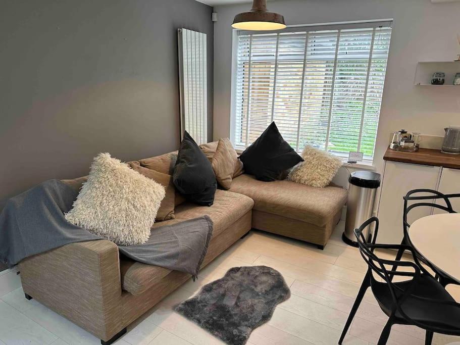 Chetwynd Paradise Apartment Лондон Екстериор снимка